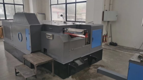 Rainbow 牌高容量螺母成形器，用于特殊产品 螺母零件成形器热卖中