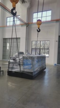 ナット部品成形冷間成形機