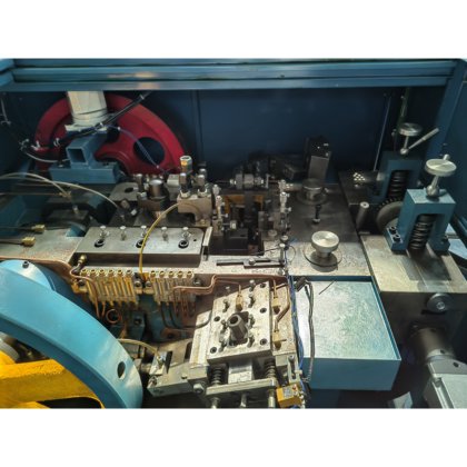 最安値 3mm トライメタル接触器およびリベット製造機