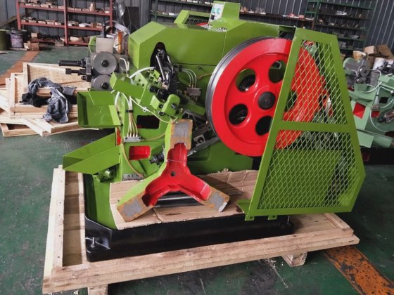 热销一模两吹冷镦机