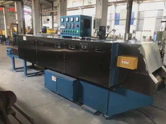 虹色エネルギー節約電気ファスナー熱処理炉 精密温度制御付き