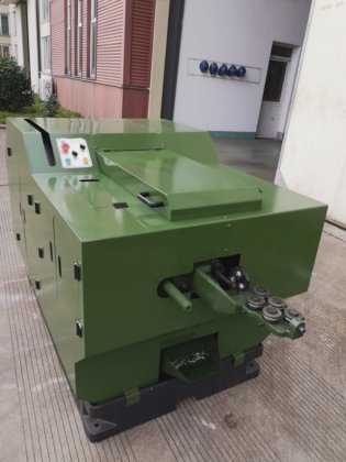 热销螺钉和螺栓镦锻机 一模两吹