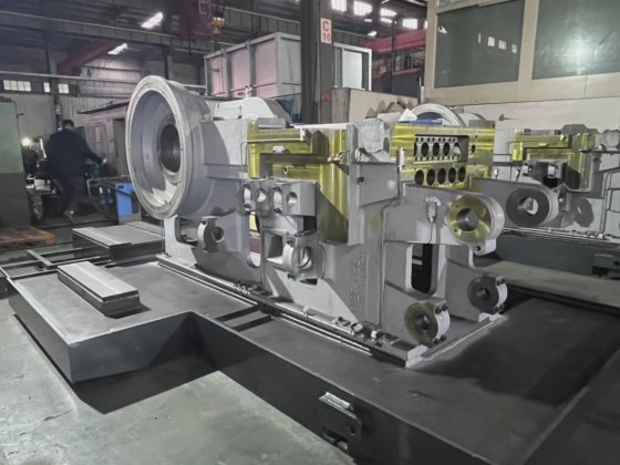 优质手动铲式储油螺栓制造机