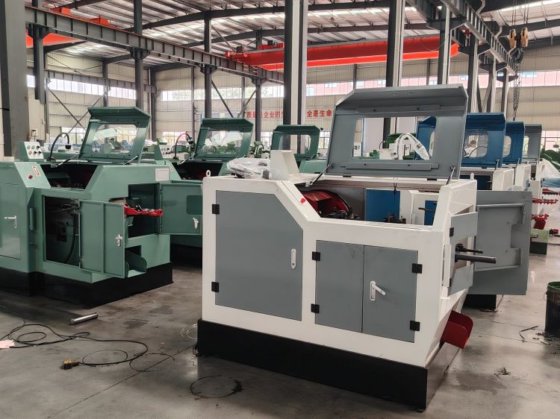 良質なねじ製造金属成形機