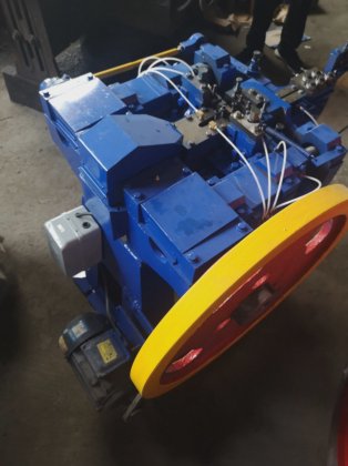 完全自動低価格ホットセール鋼釘製造機