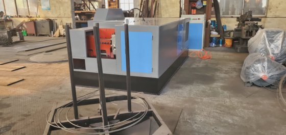 六駅六角フランジナット鍛造機