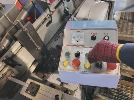 スレッドローラーサークルダイスレッドローラーマシン