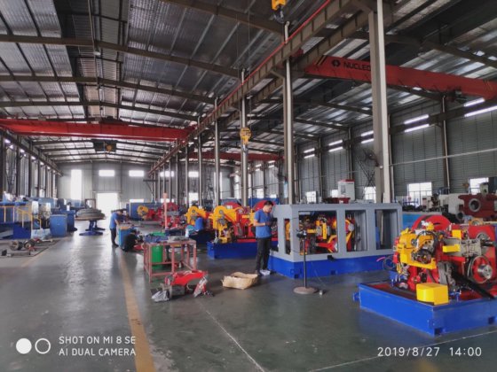 Full Functions Bolt Former Machine