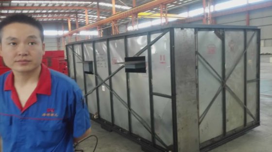 用于 300 毫米长度产品的 4 工位螺栓成型机