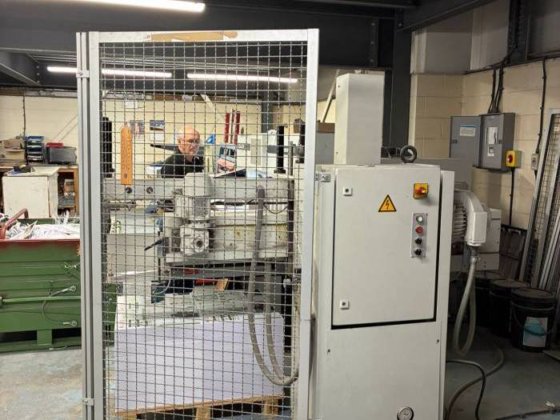 2005 年施耐德 Senator Restacker SR