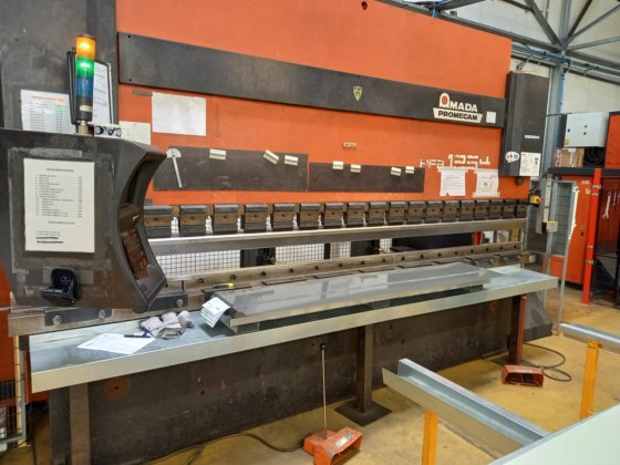 AMADA HFBO 125/4