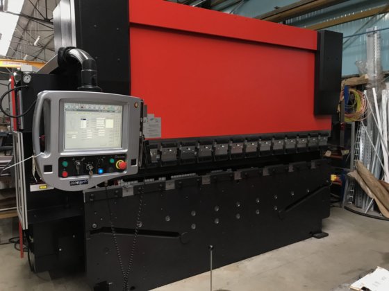 2002 AMADA HFP 100 –
