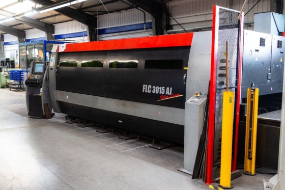 2013 AMADA FLC 3015 AJ