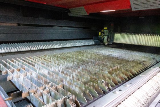 2013 AMADA FLC 3015 AJ