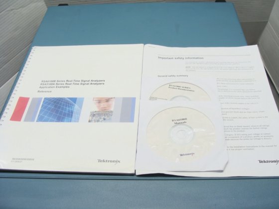 Tektronix RSA6114B Real Time Signal