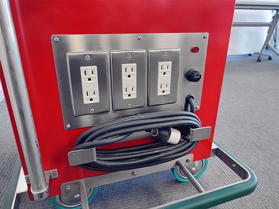 救急カート / --