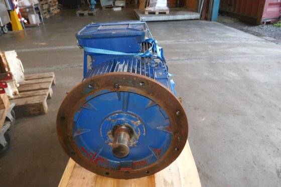 エレクトロ・アダダ G315M-4