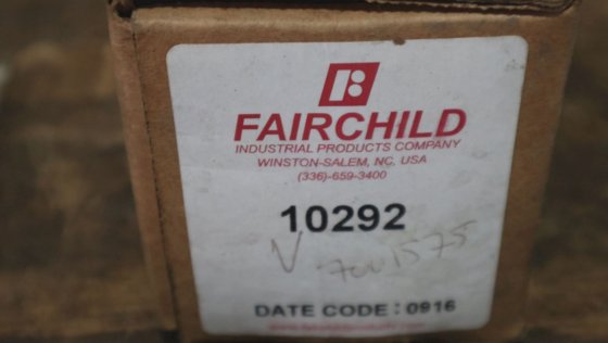 Fairchild 10 型气动精密调节器