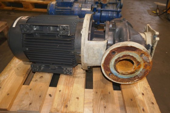 1999 船尾舱底冷却泵 系统