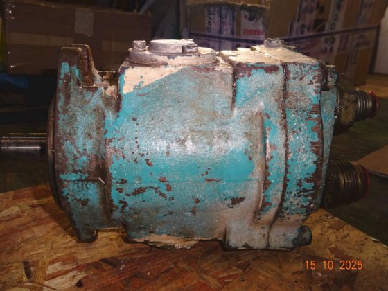 可変ピストンポンプ