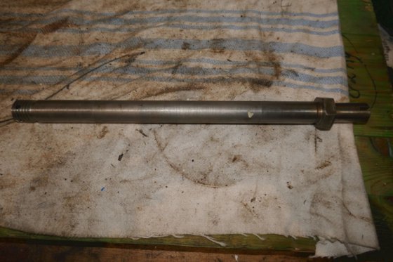 卑尔根-乌尔斯坦劳斯莱斯调速器传动轴 091122