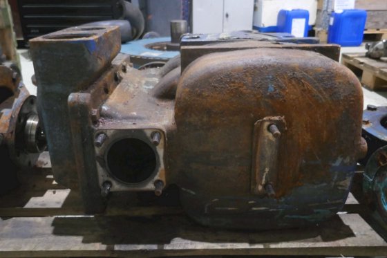 用于 6FHD 240 的斯托克-瓦锡兰润滑油过滤器