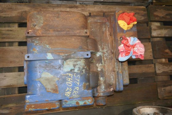 用于 6FHD 240 的斯托克-瓦锡兰润滑油过滤器