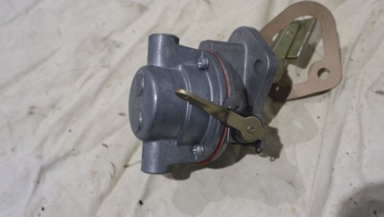 ボルボ・ペンタ燃料油供給ポンプ