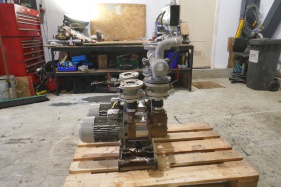 2022 喷气式污水处理厂机车 + 备用水箱和水泵