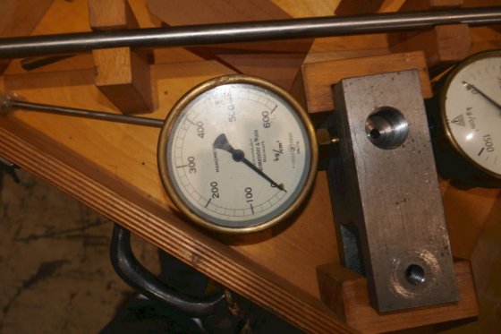 MAN B&W 液压工具喷油器