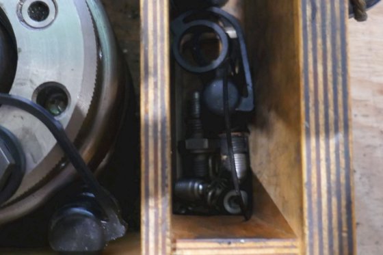 MAN B&W 柱头液压千斤顶