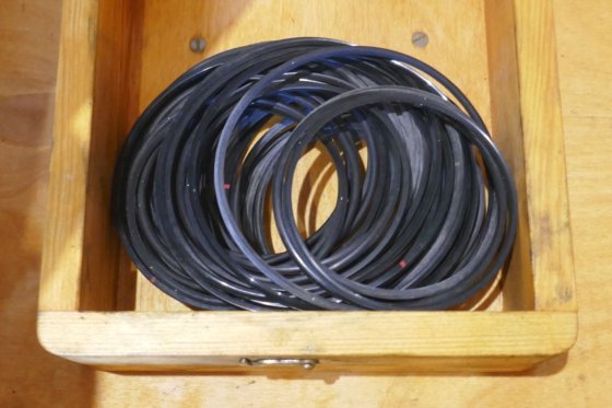 MAN B&W 柱头液压千斤顶