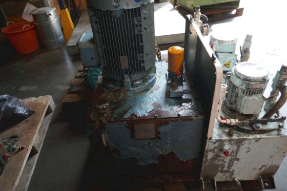 卡萨帕液压油箱 PLP30.43DO-83E3-LED/EB-N