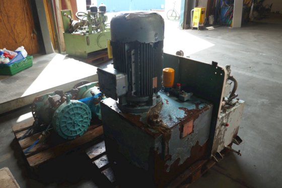 卡萨帕液压油箱 PLP30.43DO-83E3-LED/EB-N