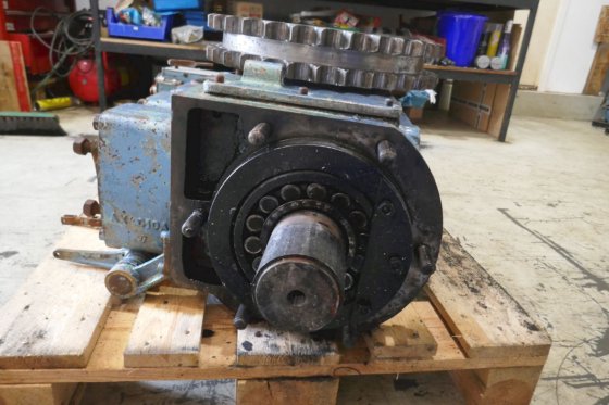 ガバナー付きウィヒマンカムシャフトセクション