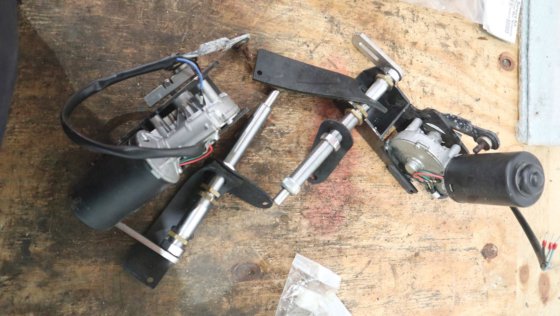 2007 斯派克雨刷电机 LP24100