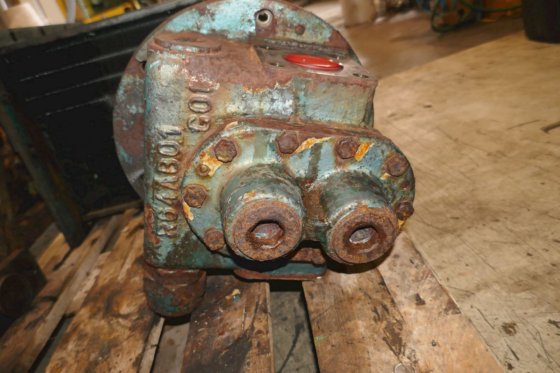 B&W アルファルブオイルポンプ コンプリート