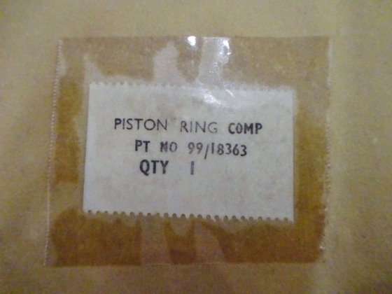 无镜黑石压缩活塞环