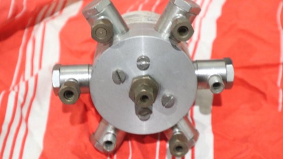 2004 年 多位阀 6 位，1