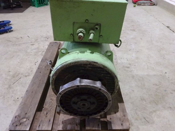 英国广播公司 WOX 728-4