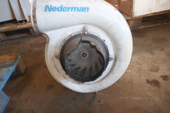 2019 尼的曼风扇 24N