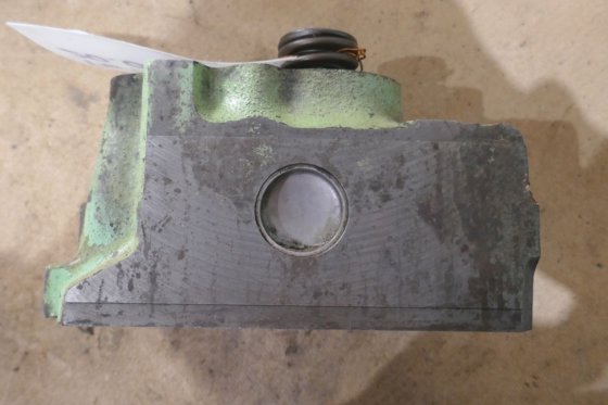 MAN 2017 年翻新气缸盖