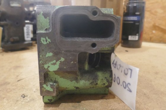 MAN 2017 年翻新气缸盖