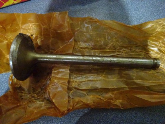 无镜黑石进气阀