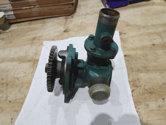 沃尔沃遍达海水泵