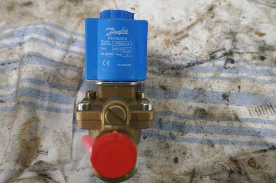 2004 丹佛斯电磁阀 EV220BW 018Z6193