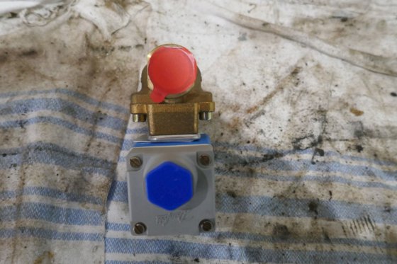 2004 丹佛斯电磁阀 EV220BW 018Z6193