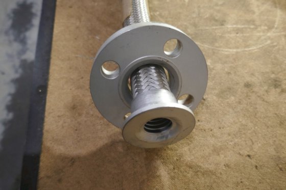 带法兰末端的编织波纹柔性金属软管 1''