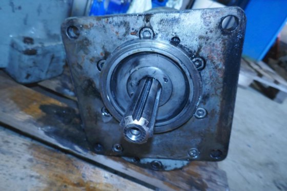 デルタ・ポンプ 577B