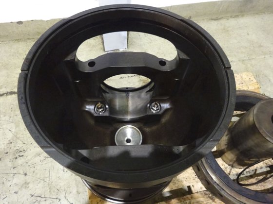 MAN B&W奥格斯堡活塞带着火花环12V 48/60